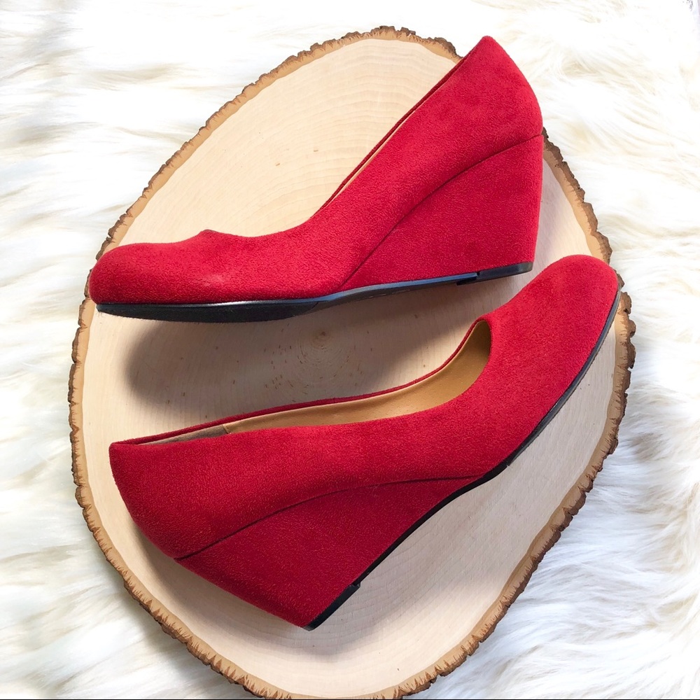 Chinese Laundry Red Nima Wedges NIB 10